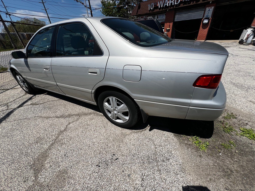 2001 Toyota Camry Image 5