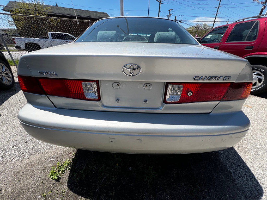 2001 Toyota Camry Image 6