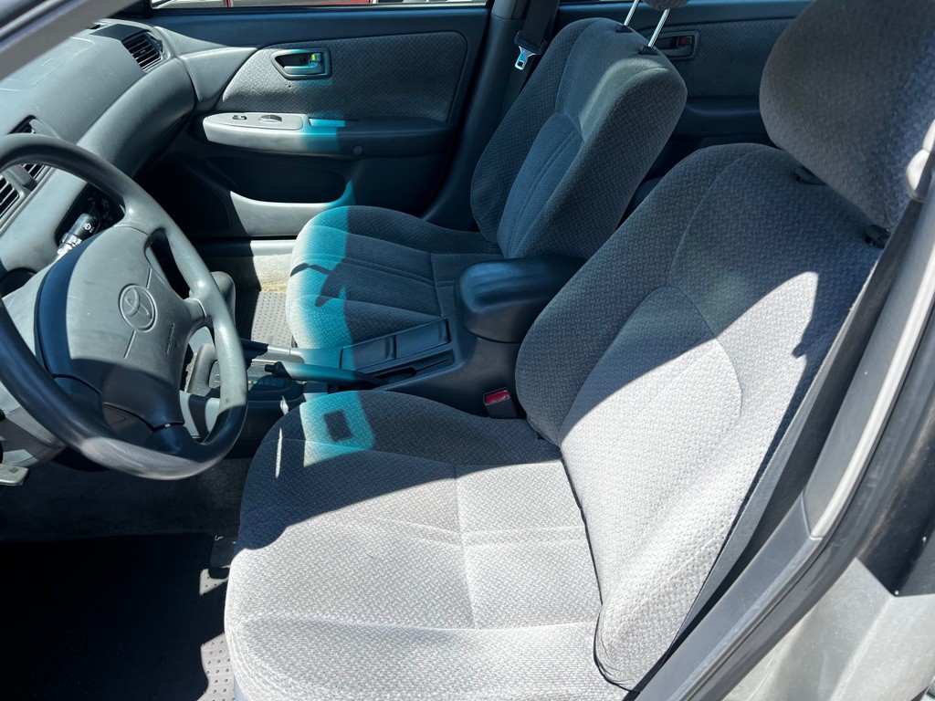 2001 Toyota Camry Image 11