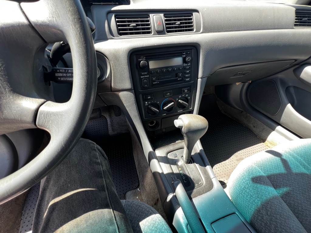 2001 Toyota Camry Image 12