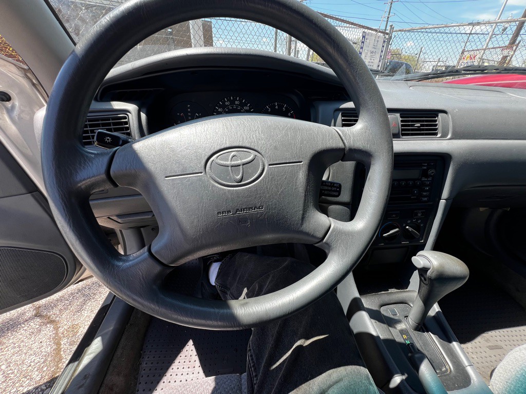 2001 Toyota Camry Image 13