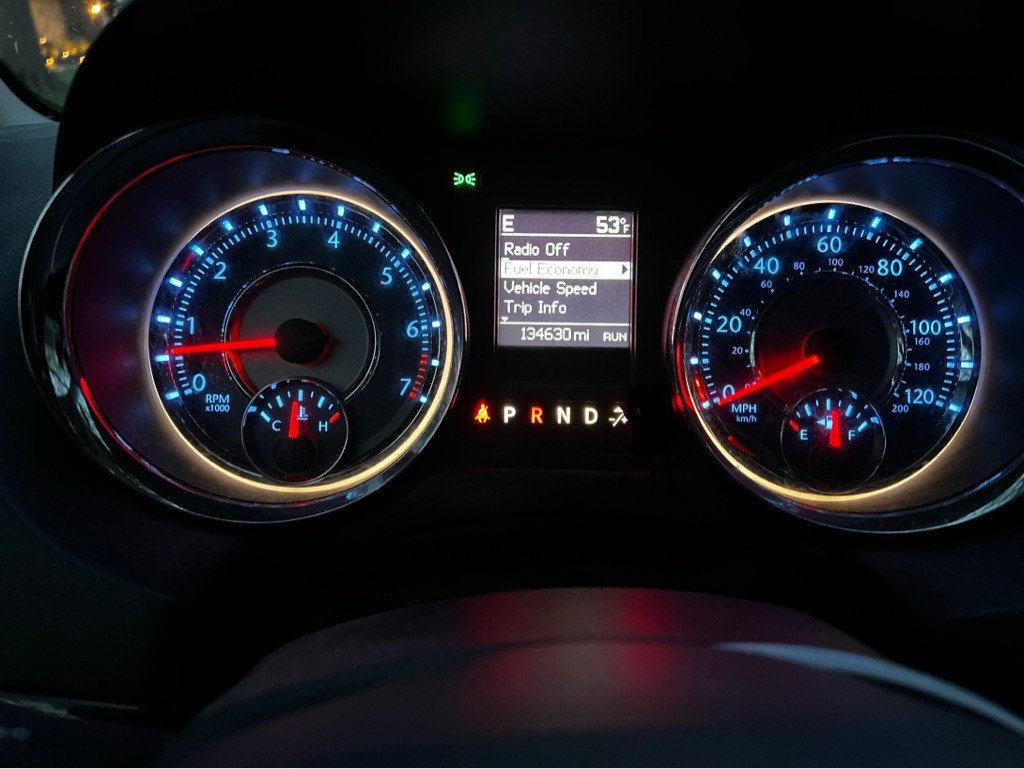 2014 Chrysler Town & Country Image 13