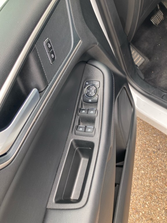 2024 Ford Edge Image 5