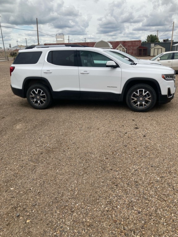 2023 GMC Acadia Image 3