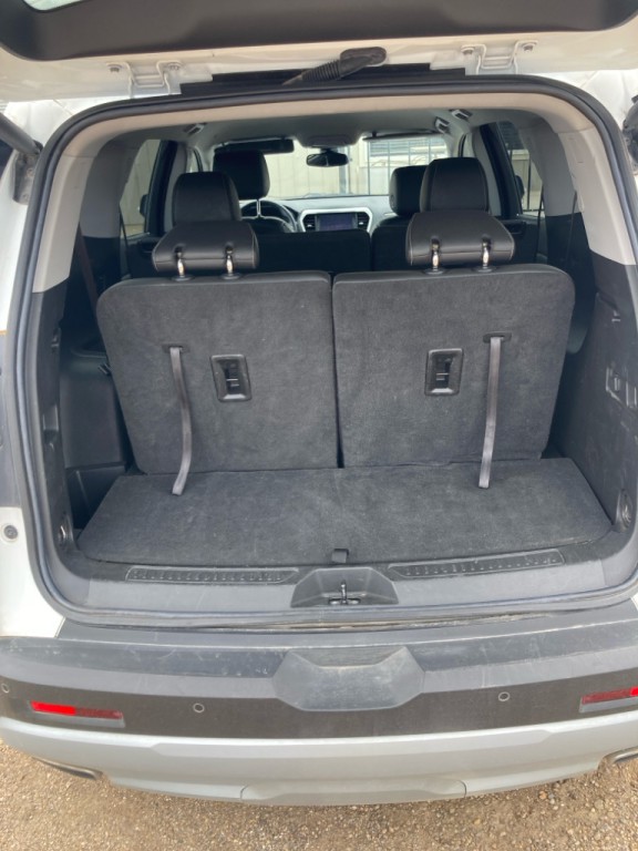 2023 GMC Acadia Image 5