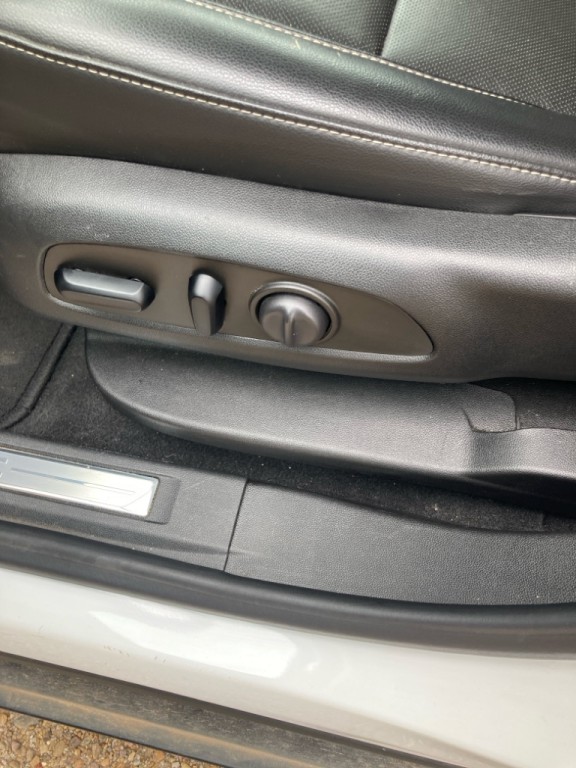 2023 GMC Acadia Image 7