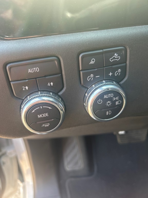 2024 GMC Sierra Image 9