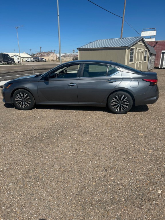 2024 Nissan Altima Image 4
