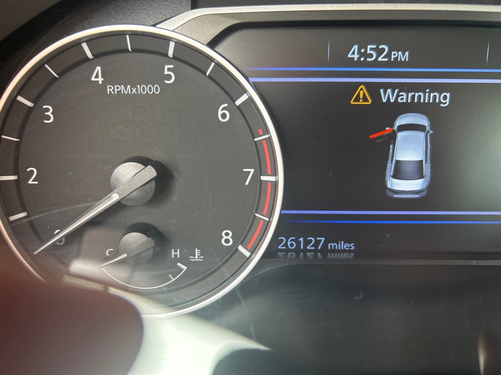 2025 Nissan Altima Image 9