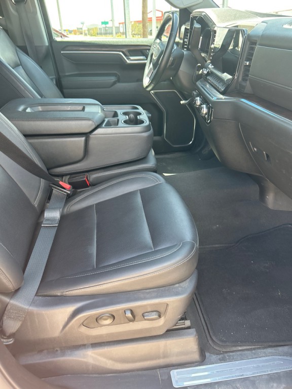 2025 GMC Sierra Image 4