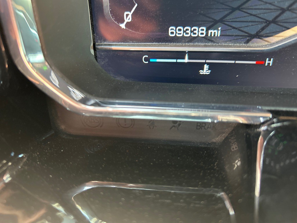 2025 GMC Sierra Image 9