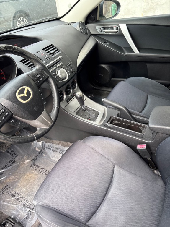 2011 Mazda Mazda3 Image 9