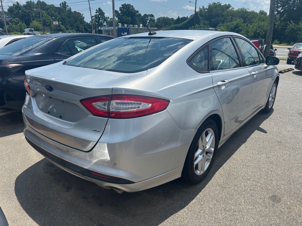 2013 Ford Fusion Image 3