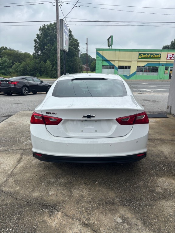2018 Chevrolet Malibu Image 3