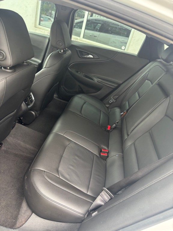 2018 Chevrolet Malibu Image 7