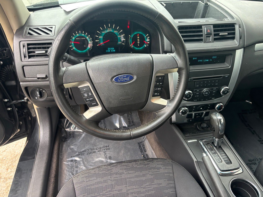 2010 Ford Fusion Image 5