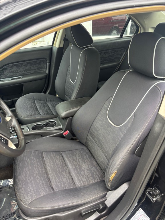 2010 Ford Fusion Image 6