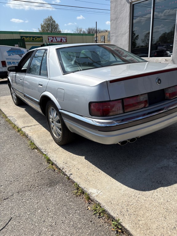 1992 Cadillac Seville Image 8