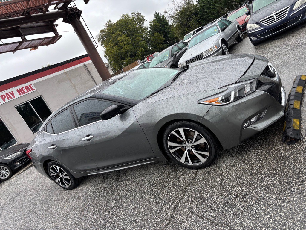 2016 Nissan Maxima Image 2