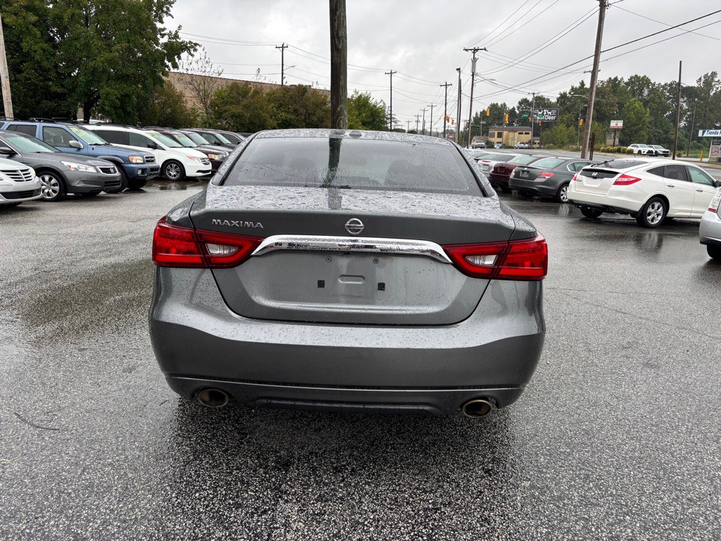2016 Nissan Maxima Image 3