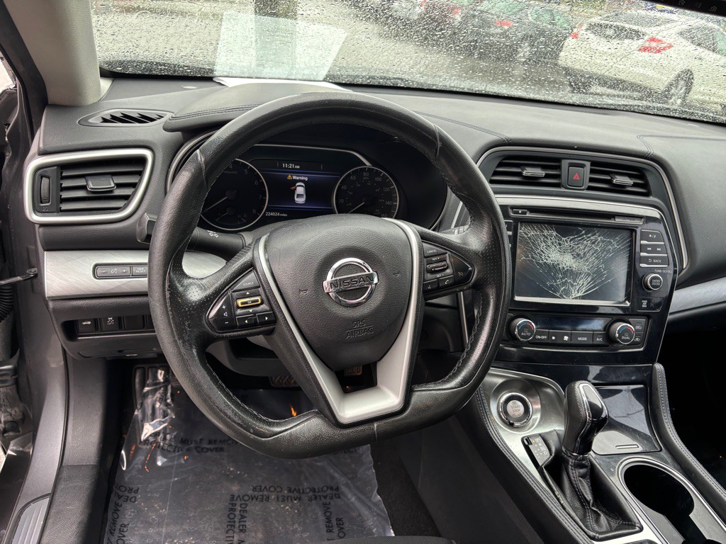 2016 Nissan Maxima Image 6