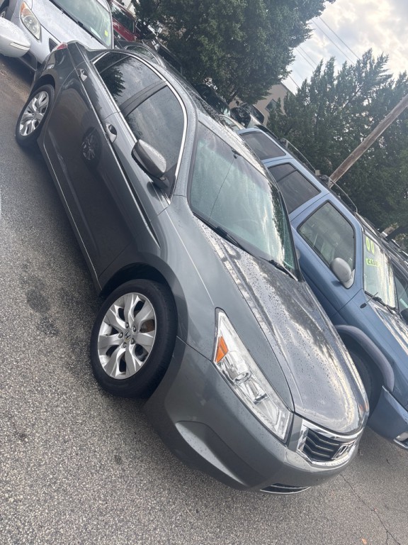 2010 Honda Accord Image 2