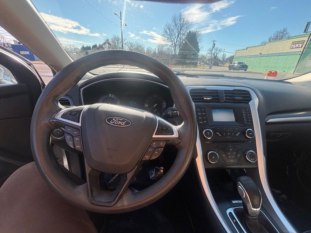 2014 Ford Fusion Image 4