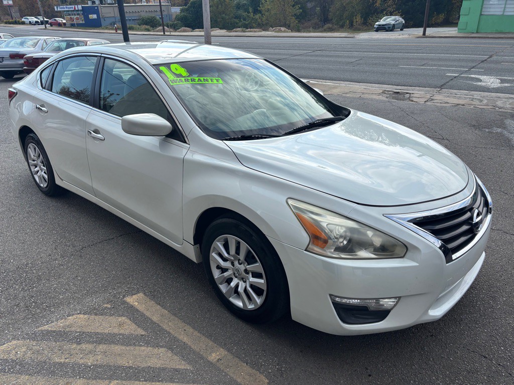 2014 Nissan Altima Image 3