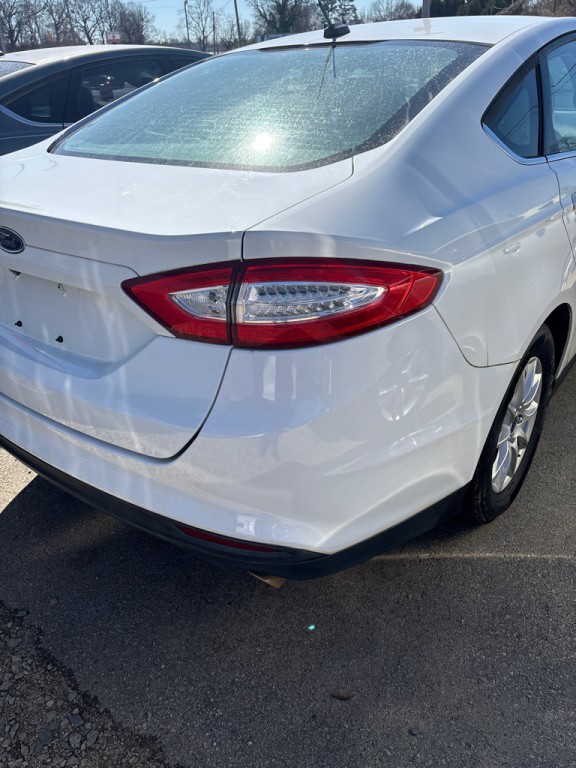 2015 Ford Fusion Image 4