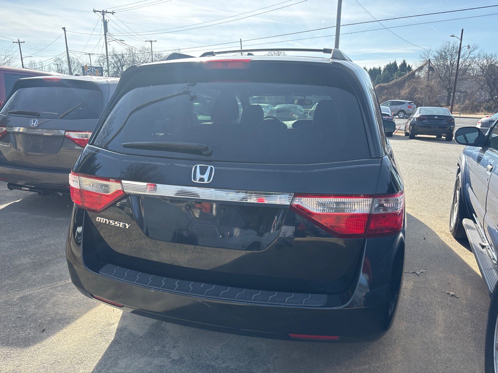 2011 Honda Odyssey Image 3