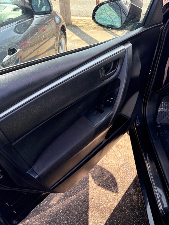 2015 Toyota Corolla Image 6