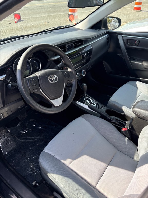 2015 Toyota Corolla Image 7