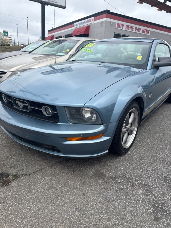 2006 Ford Mustang Image 2