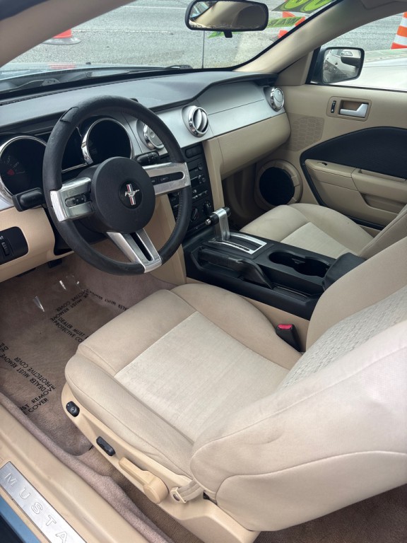 2006 Ford Mustang Image 4