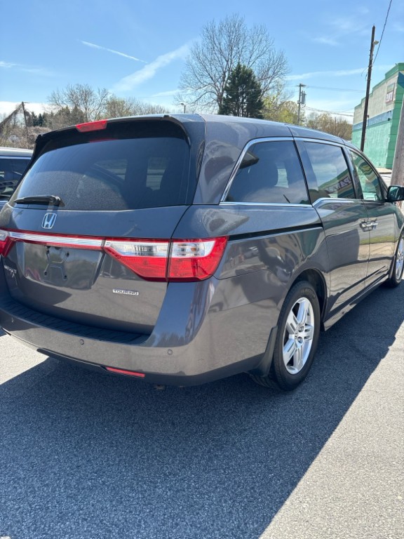 2012 Honda Odyssey Image 8