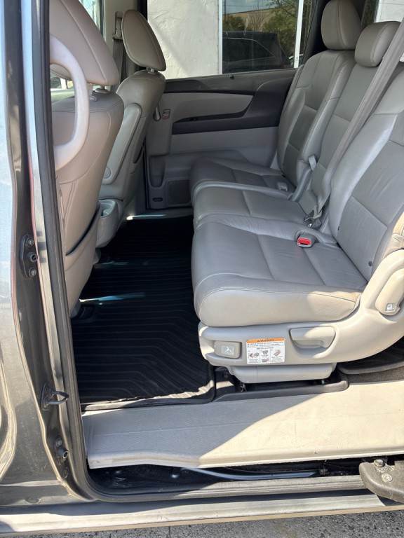 2013 Honda Odyssey Image 10