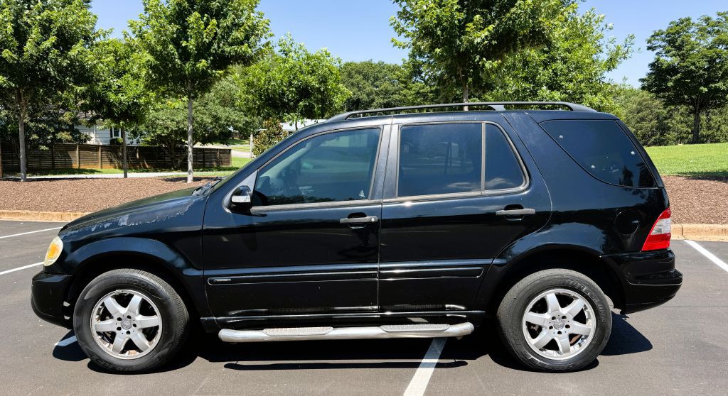 2004 Mercedes-Benz M-Class Image 4