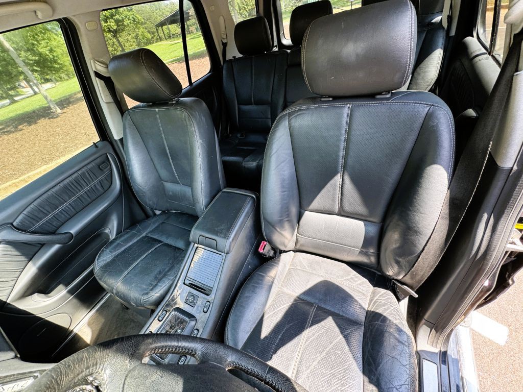 2004 Mercedes-Benz M-Class Image 6