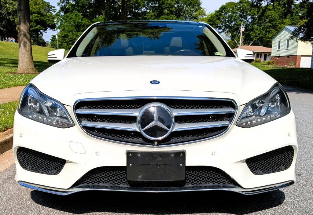 2015 Mercedes-Benz E-Class Image 2