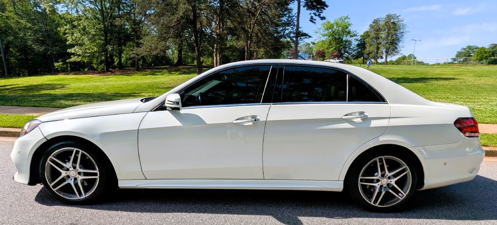 2015 Mercedes-Benz E-Class Image 3