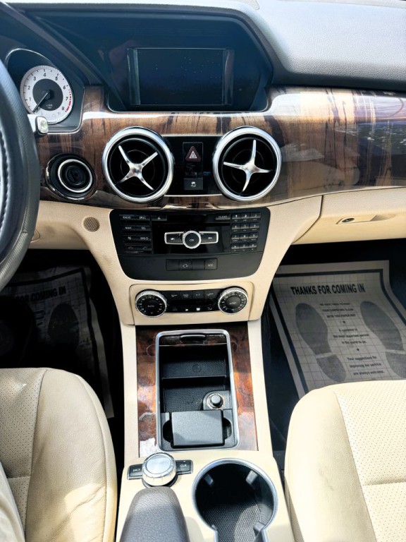 2015 Mercedes-Benz GLK-Class Image 8