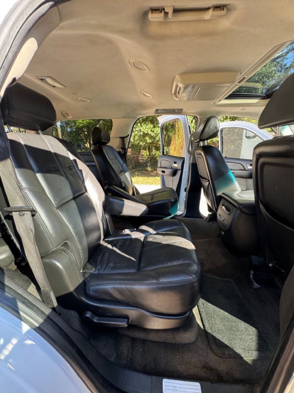 2008 GMC Yukon Image 21