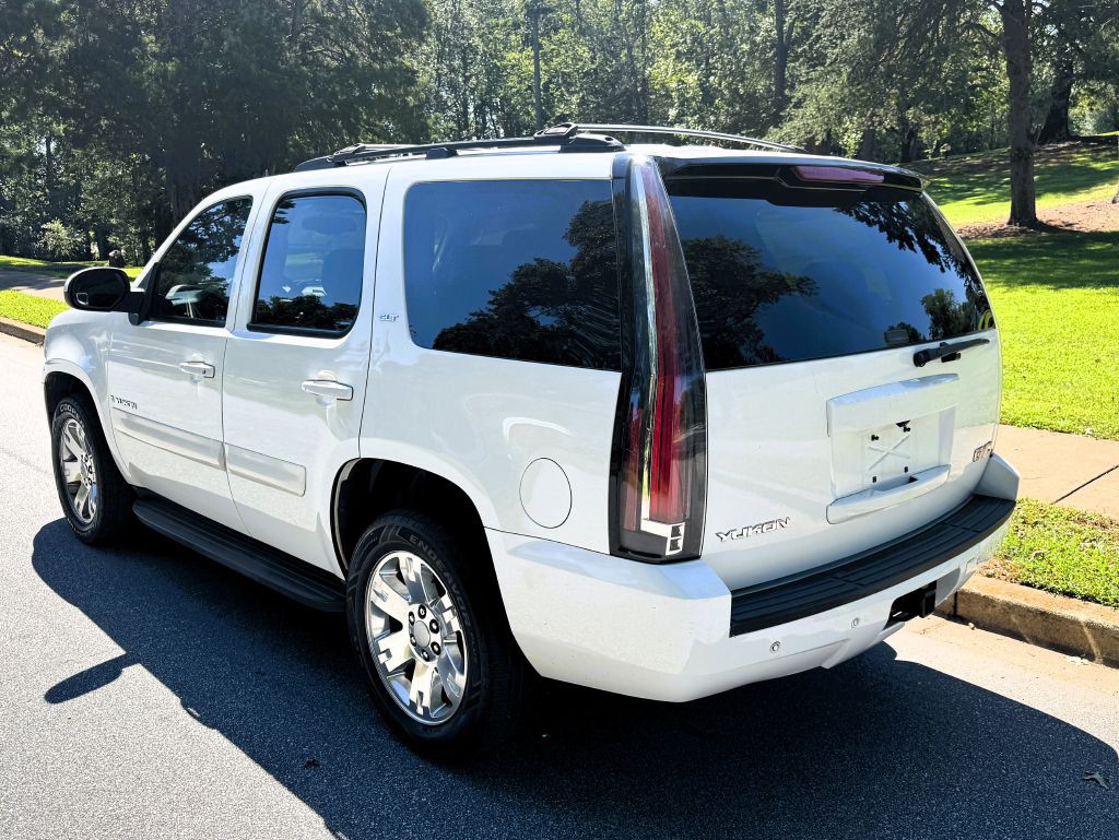 2008 GMC Yukon Image 4