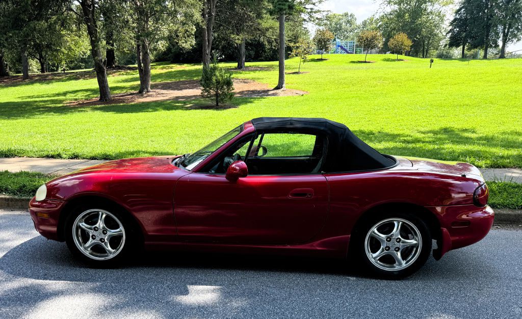 2000 Mazda MX-5 Miata Image 5