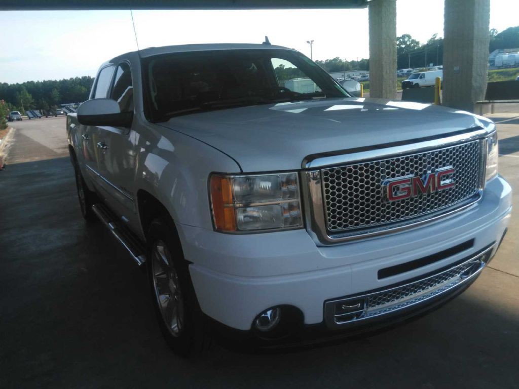 2008 GMC Sierra Image 4