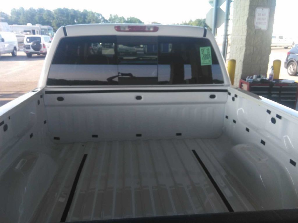 2008 GMC Sierra Image 9