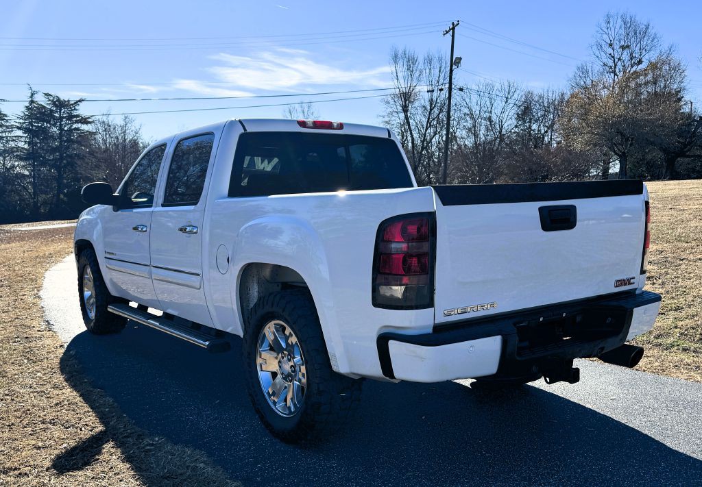 2008 GMC Sierra Image 7