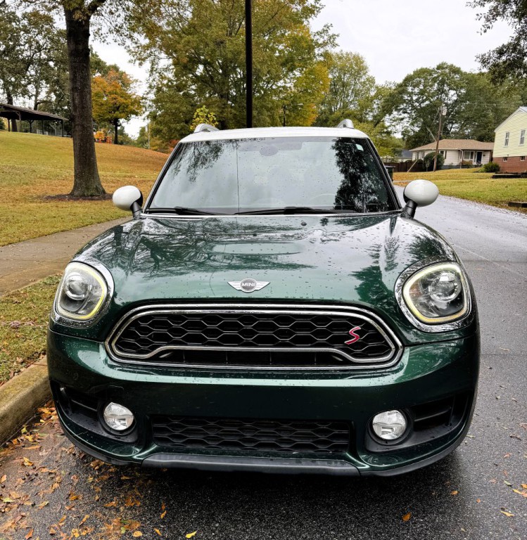 2017 MINI Cooper Image 4