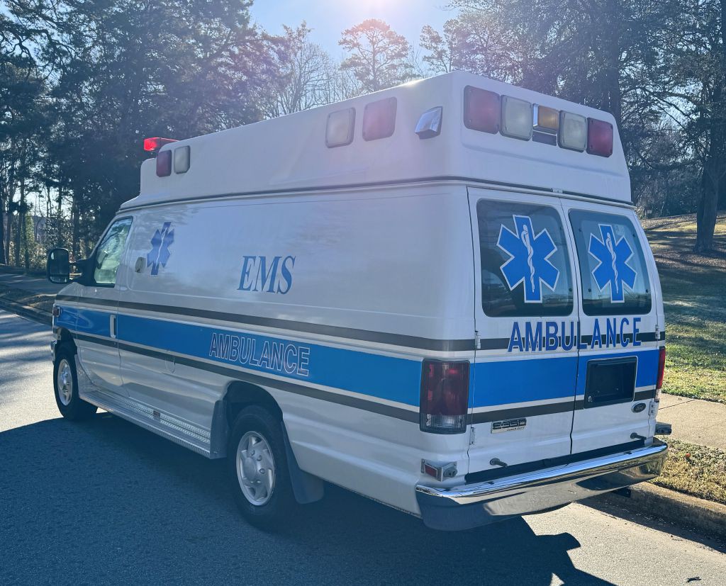 2009 Ford Econoline Image 5