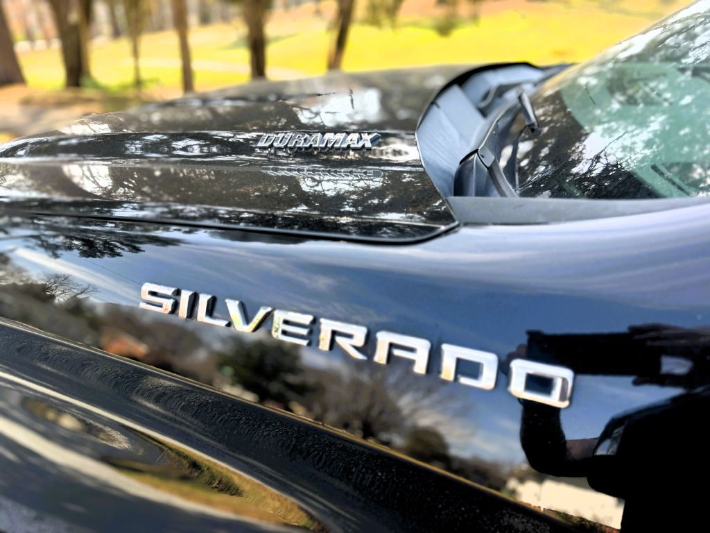 2020 Chevrolet Silverado 1500 Image 1
